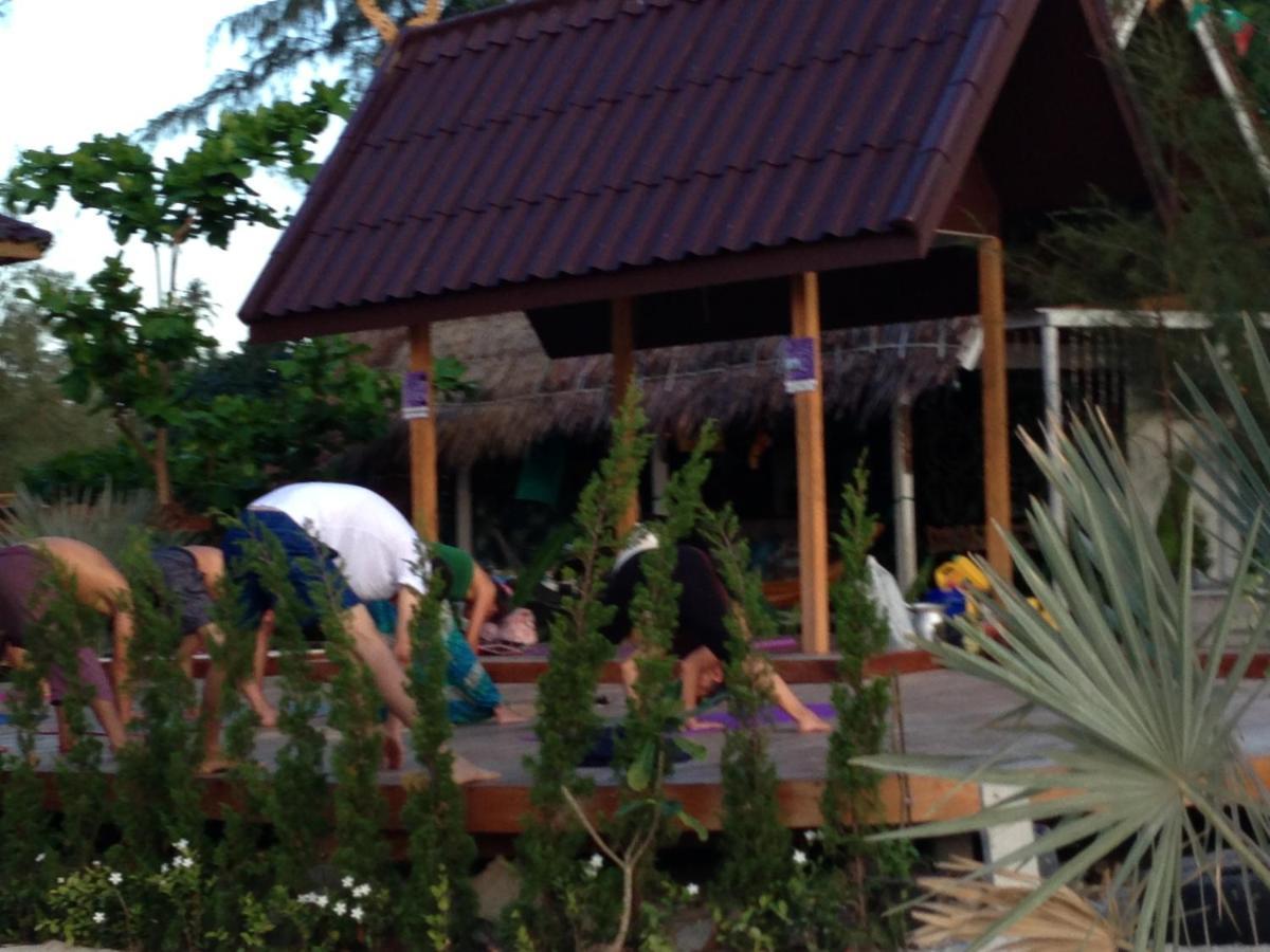 Phangan Cove Beach Resort 스리타누 외부 사진
