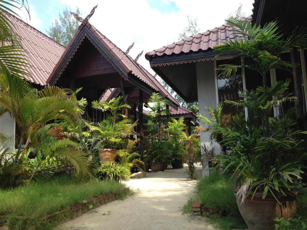 Phangan Cove Beach Resort 스리타누 외부 사진